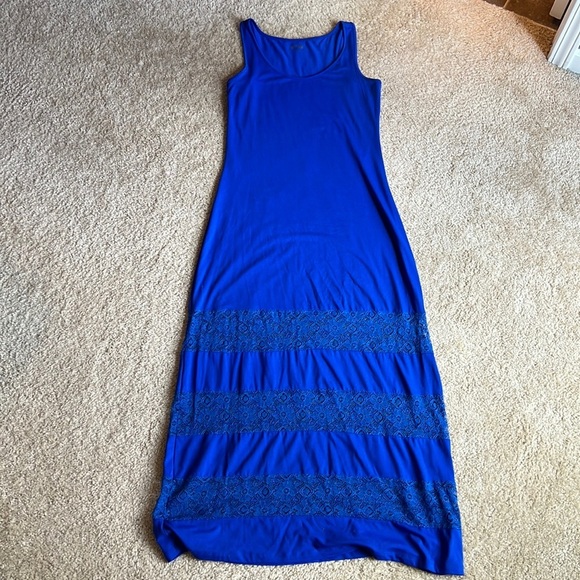 Apt. 9 Dresses & Skirts - Apt 9 Blue lace tank Maxi dress size medium